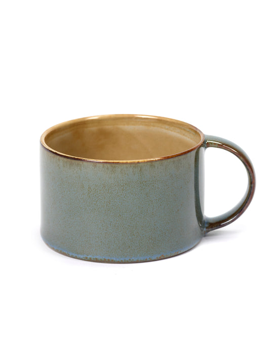 Teetasse Innen Hellbraun und Aussen hellblau